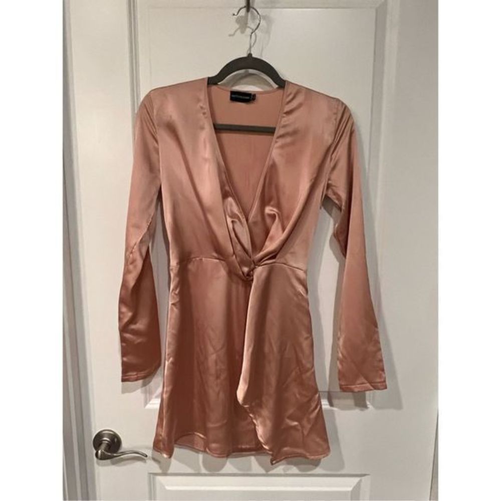Pretty Little Thing Women's Long Sleeve Wrap Dress Size 0